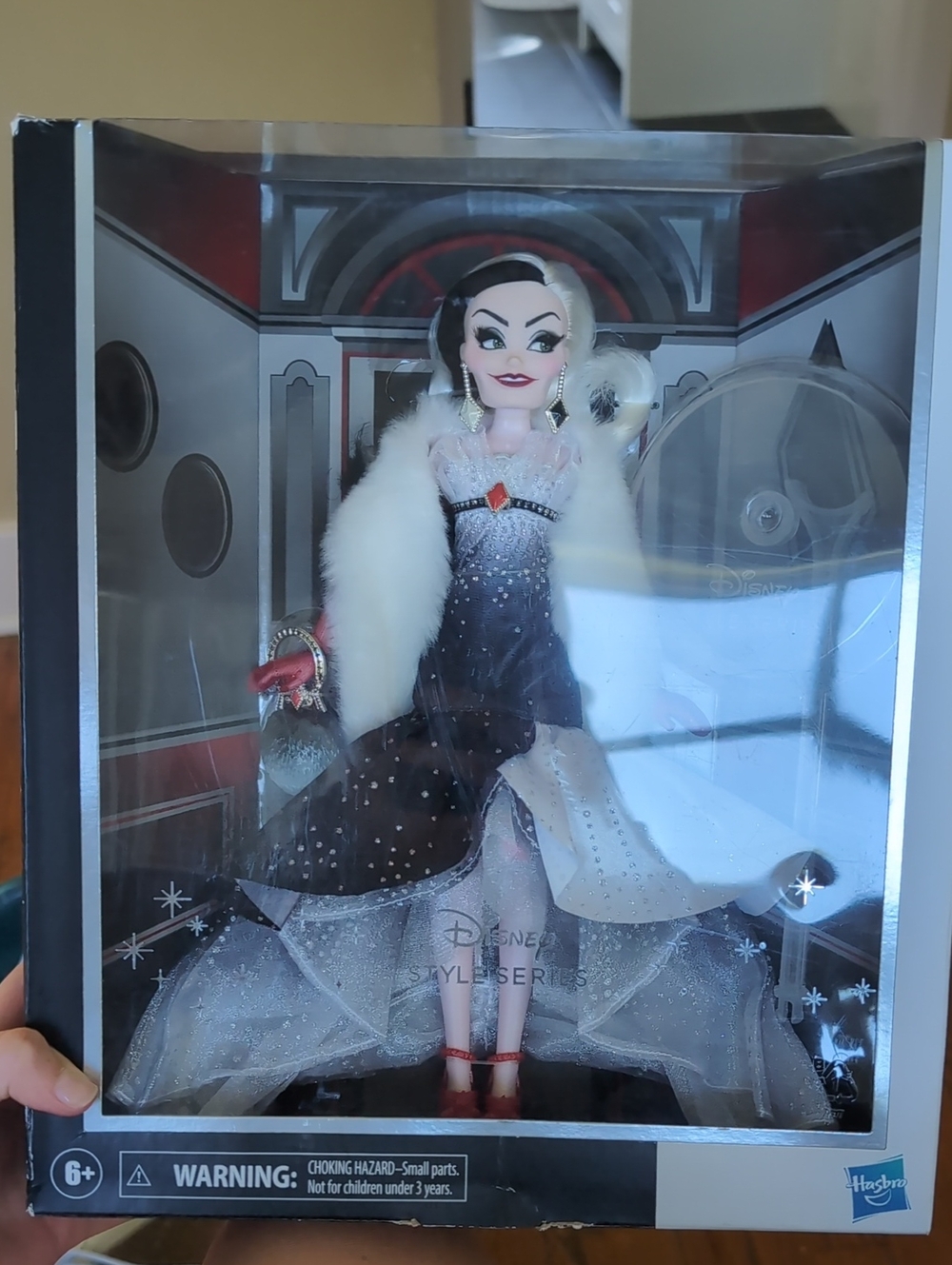 Cruella De Vil Disney Style Series Collector Doll